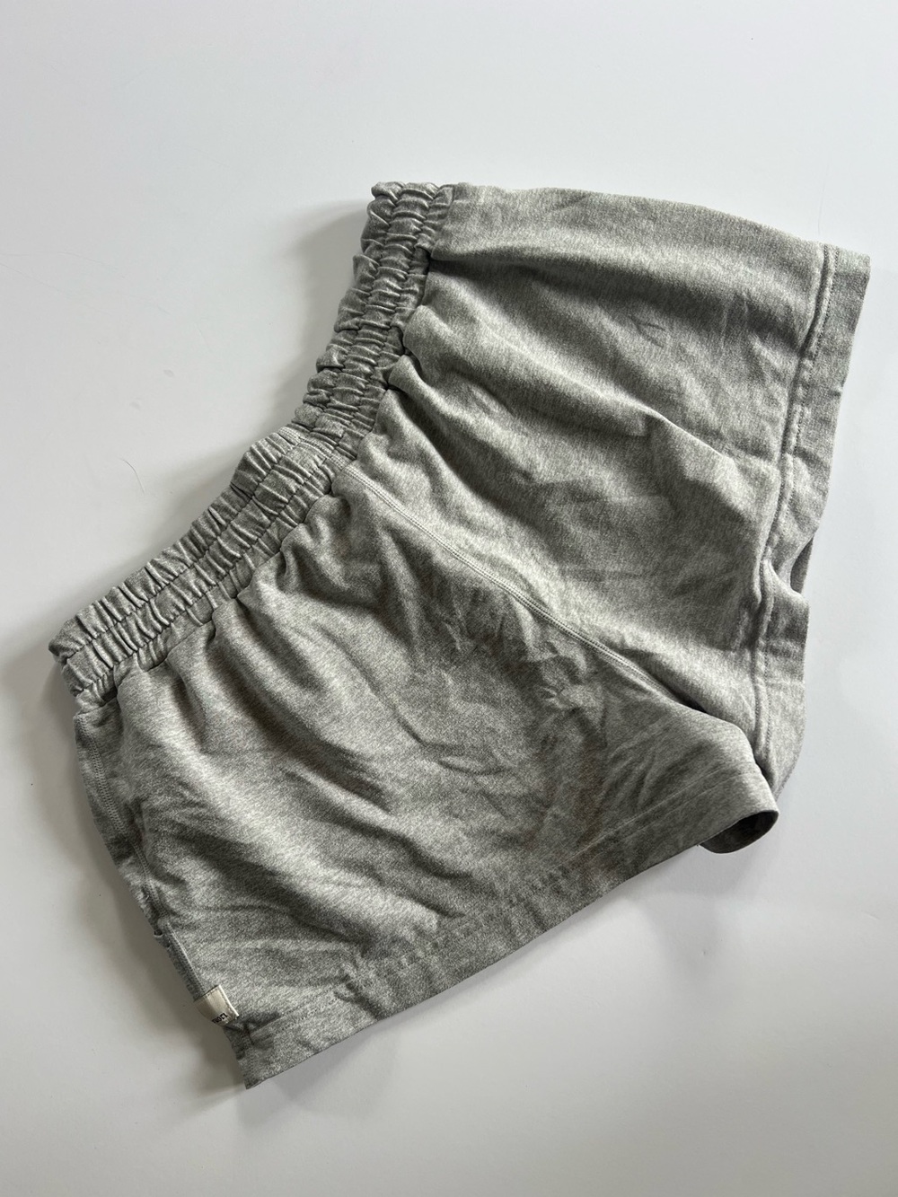 EUC Vuori Halo Performance Women's Athletic Sweat Shorts Loungewear Gray Sz S - Picture 6 of 11